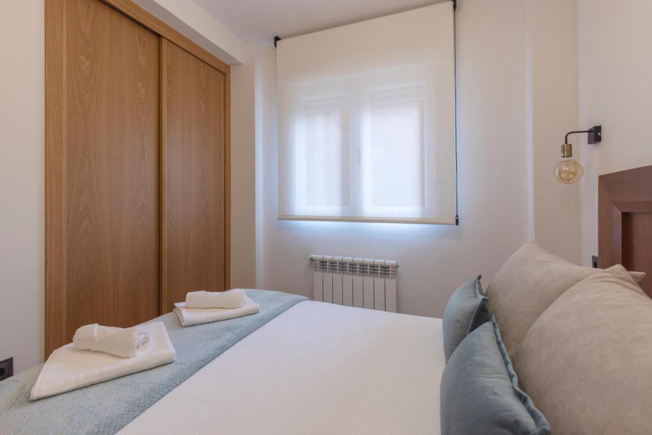 El Piso De Pilar Appartement Llanes Buitenkant foto